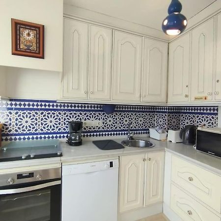 Beautiful 2 Bedroom In Calle Carabeo, Nerja Exterior photo