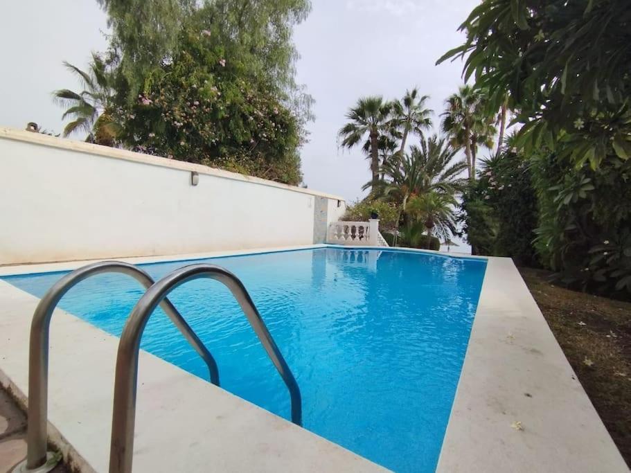Beautiful 2 Bedroom In Calle Carabeo, Nerja Exterior photo